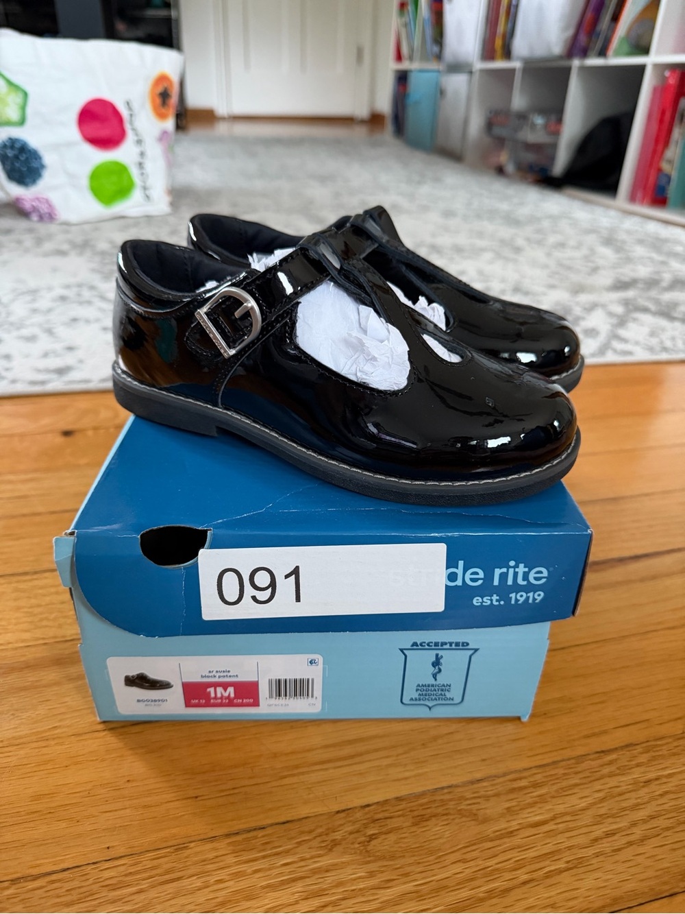Stride Rite Girls' Black Patent Mary Jane with Buckle